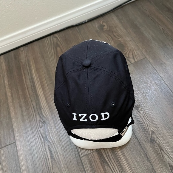 Izod Black and White Cap - Picture 4 of 9